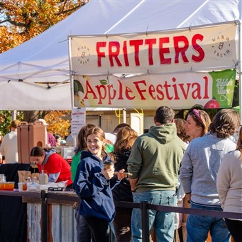 Peddler's Village Apple Festival
